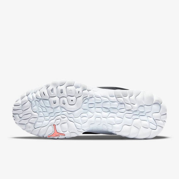 NEW IN BOX Jordan Delta 2Men's Shoes Multiple Sizes - Picture 2 of 13